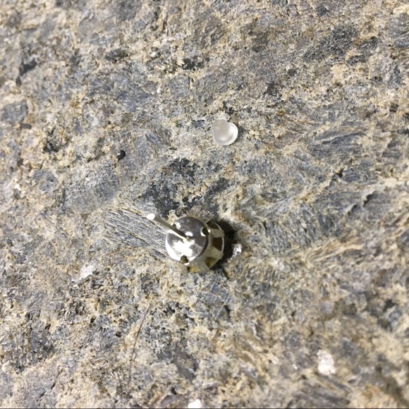 Offer?  3 pairs for triple piercing rhinestone Crystal look post earrings - Picture 6 of 7